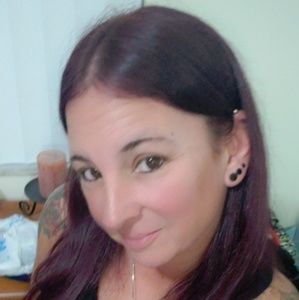 Meet your Posher, Valarie